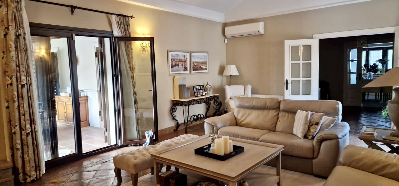 6 bedroom Villa for sale in Sotogrande with pool garage - € 1,725,000 (Ref: 8450992)