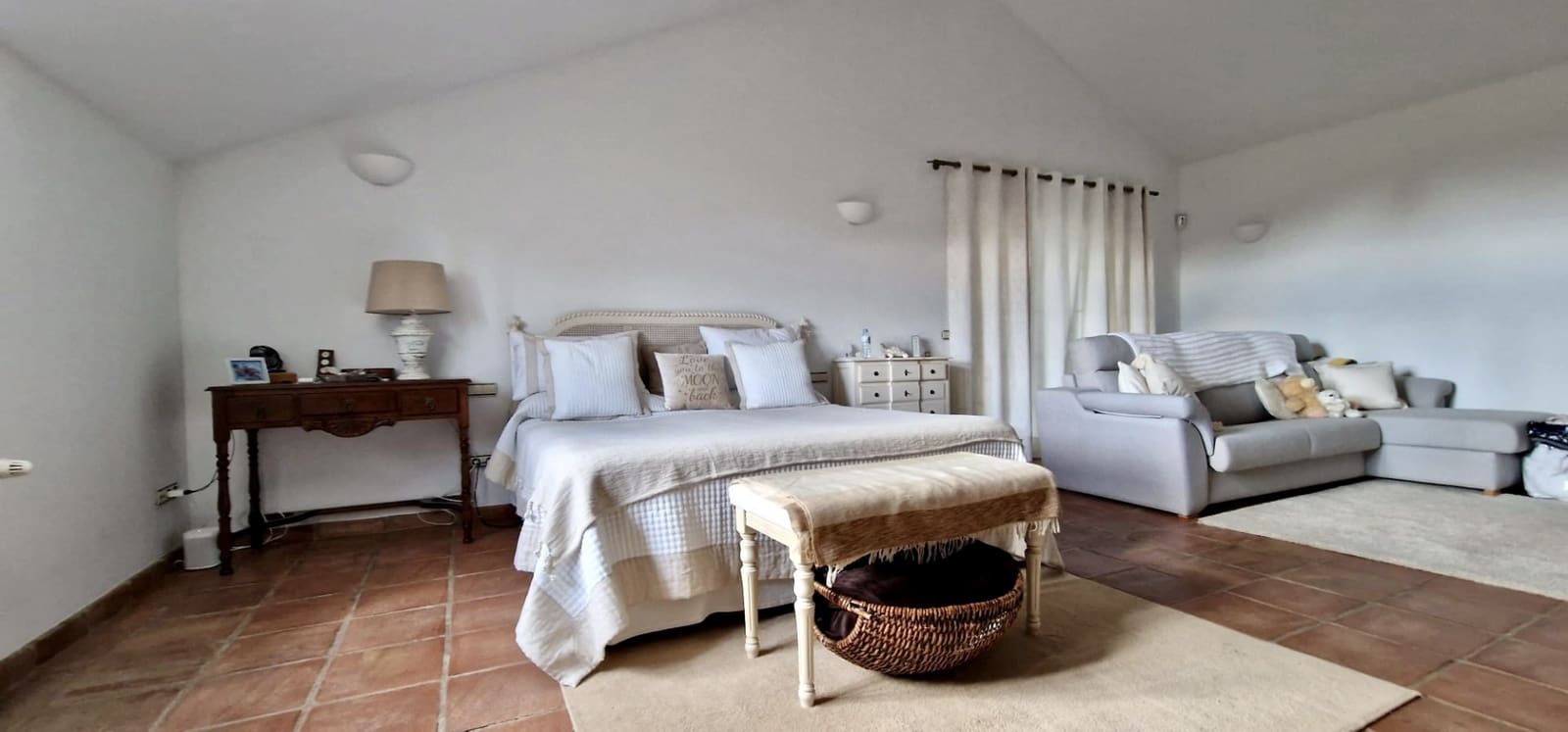 6 bedroom Villa for sale in Sotogrande with pool garage - € 1,725,000 (Ref: 8450992)