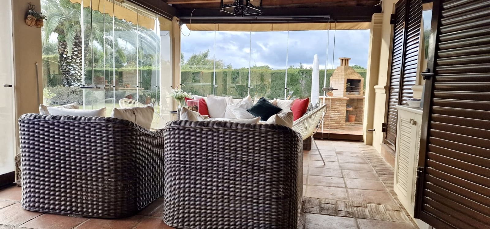 6 bedroom Villa for sale in Sotogrande with pool garage - € 1,725,000 (Ref: 8450992)