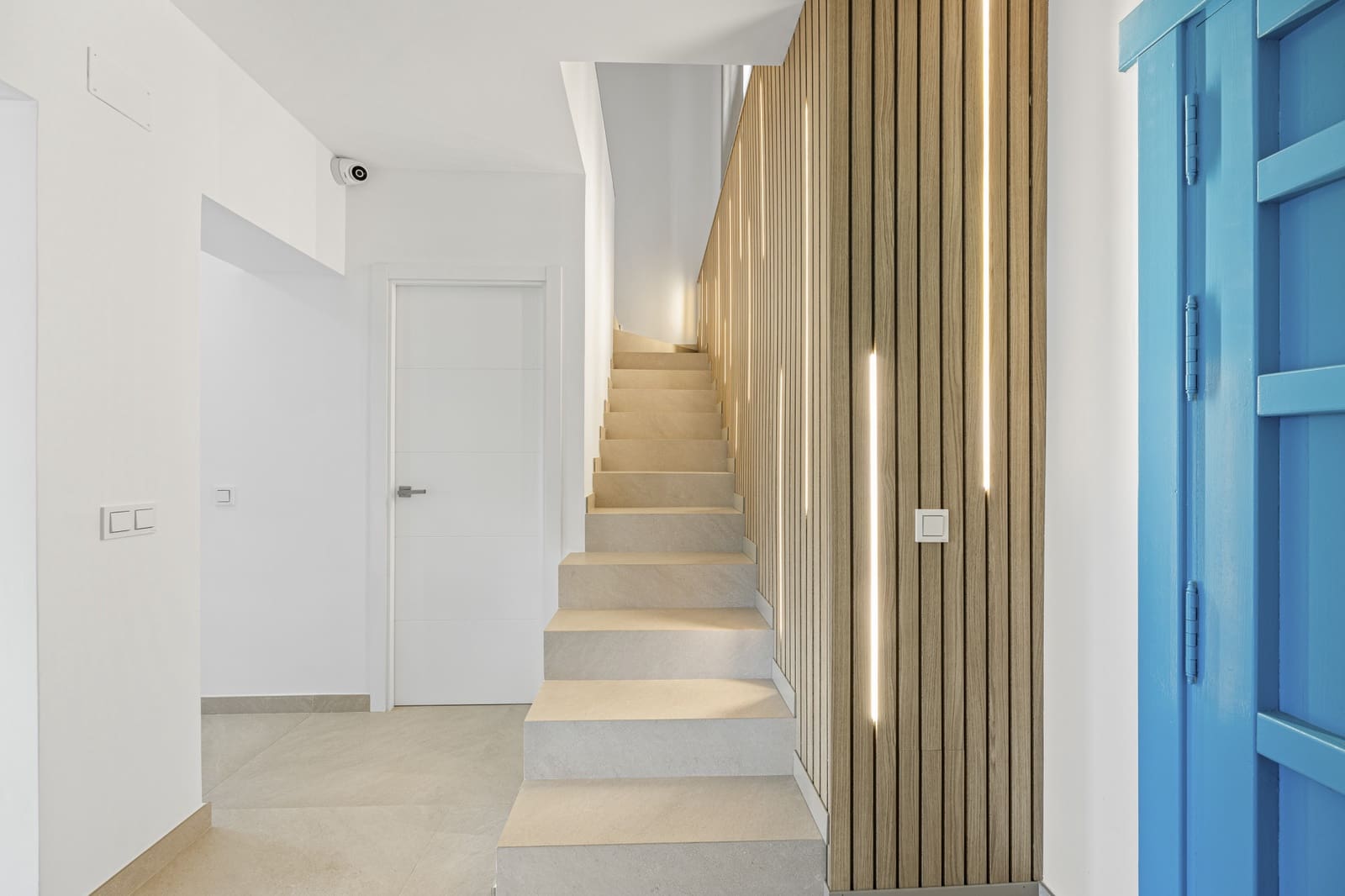 4 soveværelse Villa til salg i Guadalmina med swimmingpool - € 2.395.000 (Ref: 8472790)