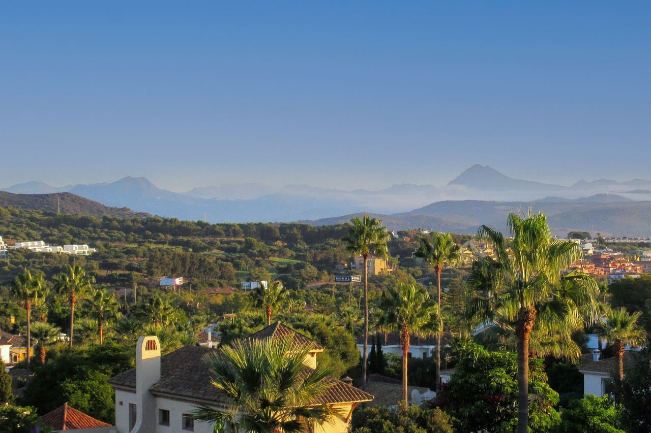 Chalet de 7 habitaciones en Sotogrande en venta con piscina garaje - 1.500.000 € (Ref: 8663357)