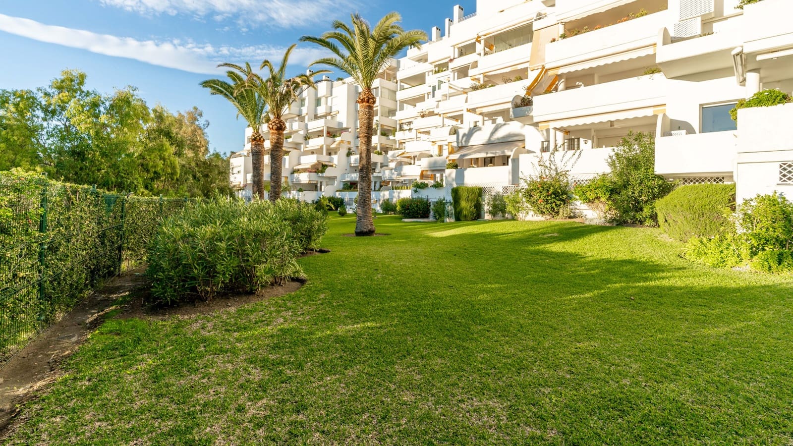 3 soveværelse Lejlighed til salg i Guadalmina med swimmingpool garage - € 670.000 (Ref: 8668609)