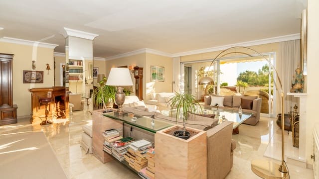 3 quarto Apartamento para venda em Guadalmina Alta, Marbella com piscina garagem - 670 000 € (Ref: 8668609)