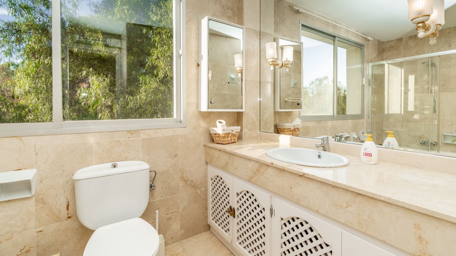 3 bedroom Apartment for sale in Guadalmina with pool garage - € 670,000 (Ref: 8668609)