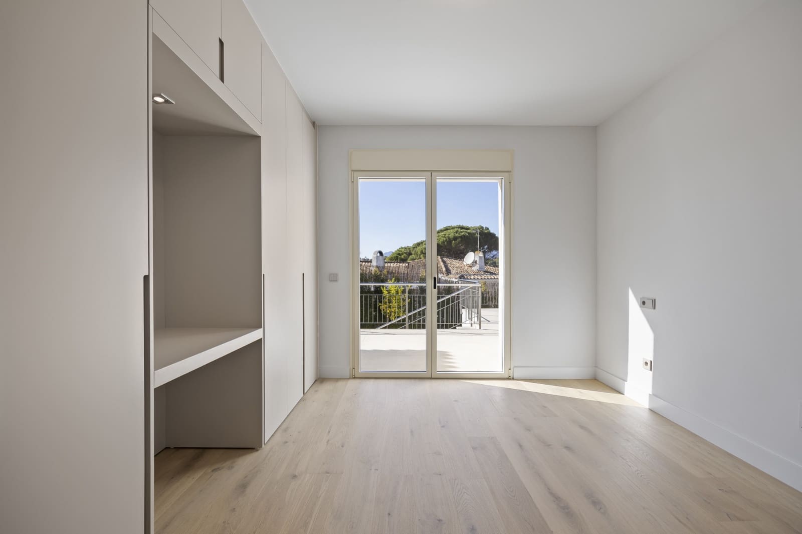 4 chambre Villa/Maison à vendre à Guadalmina avec piscine garage - 1 995 000 € (Ref: 8752950)