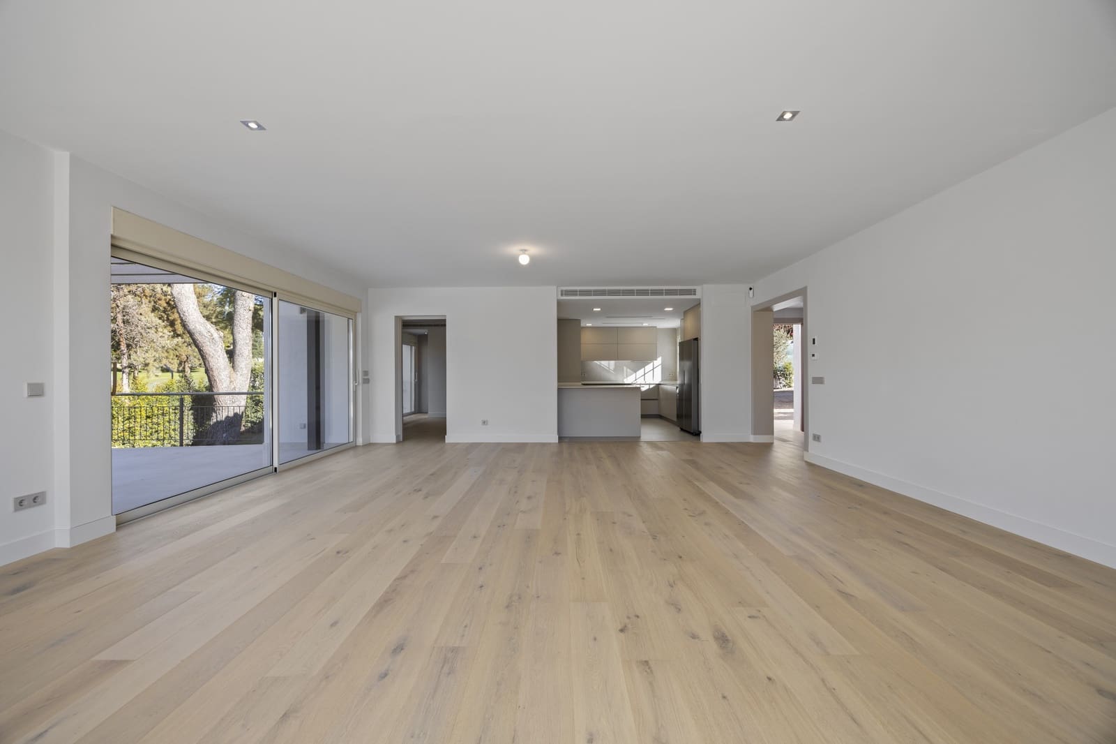 4 chambre Villa/Maison à vendre à Guadalmina avec piscine garage - 1 995 000 € (Ref: 8752950)