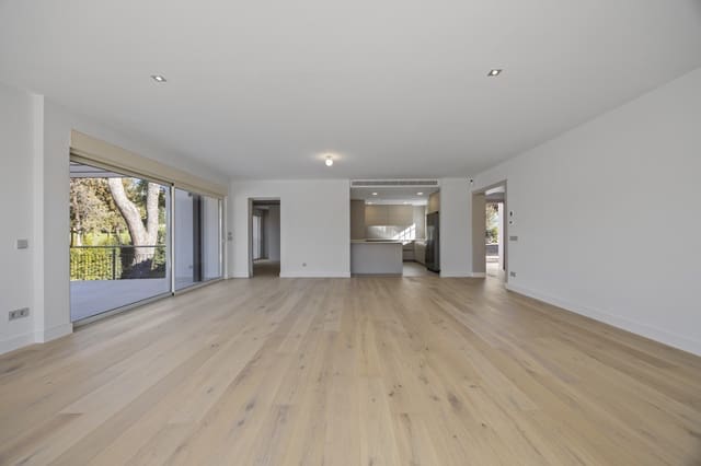 4 chambre Villa/Maison à vendre à Guadalmina Alta, Marbella avec piscine garage - 1 995 000 € (Ref: 8752950)