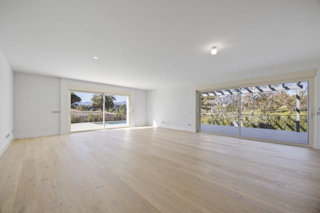 4 chambre Villa/Maison à vendre à Guadalmina Alta, Marbella avec piscine garage - 1 995 000 € (Ref: 8752950)