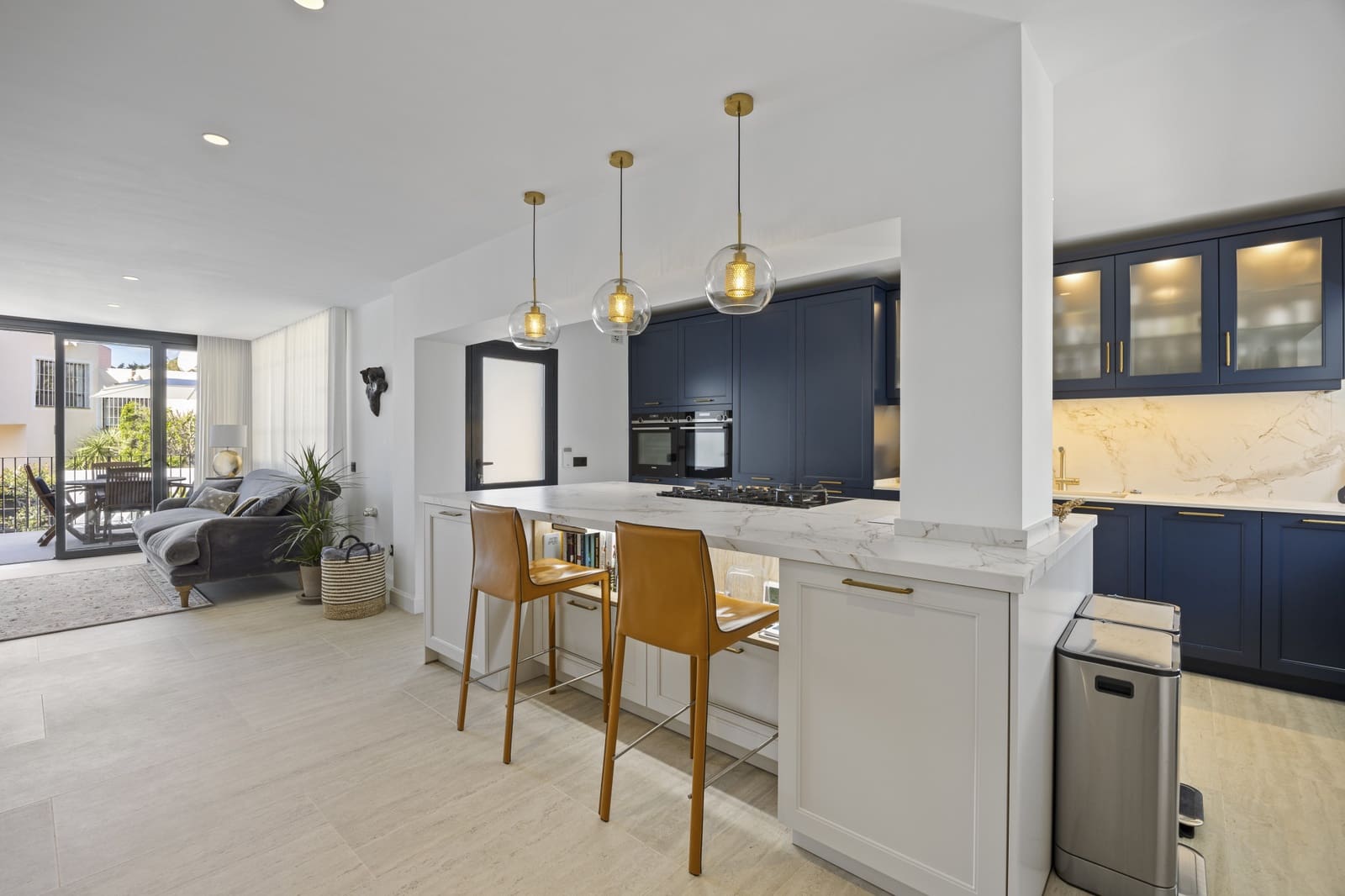 5 soveværelse Villa til salg i Guadalmina med swimmingpool garage - € 1.795.000 (Ref: 8922153)