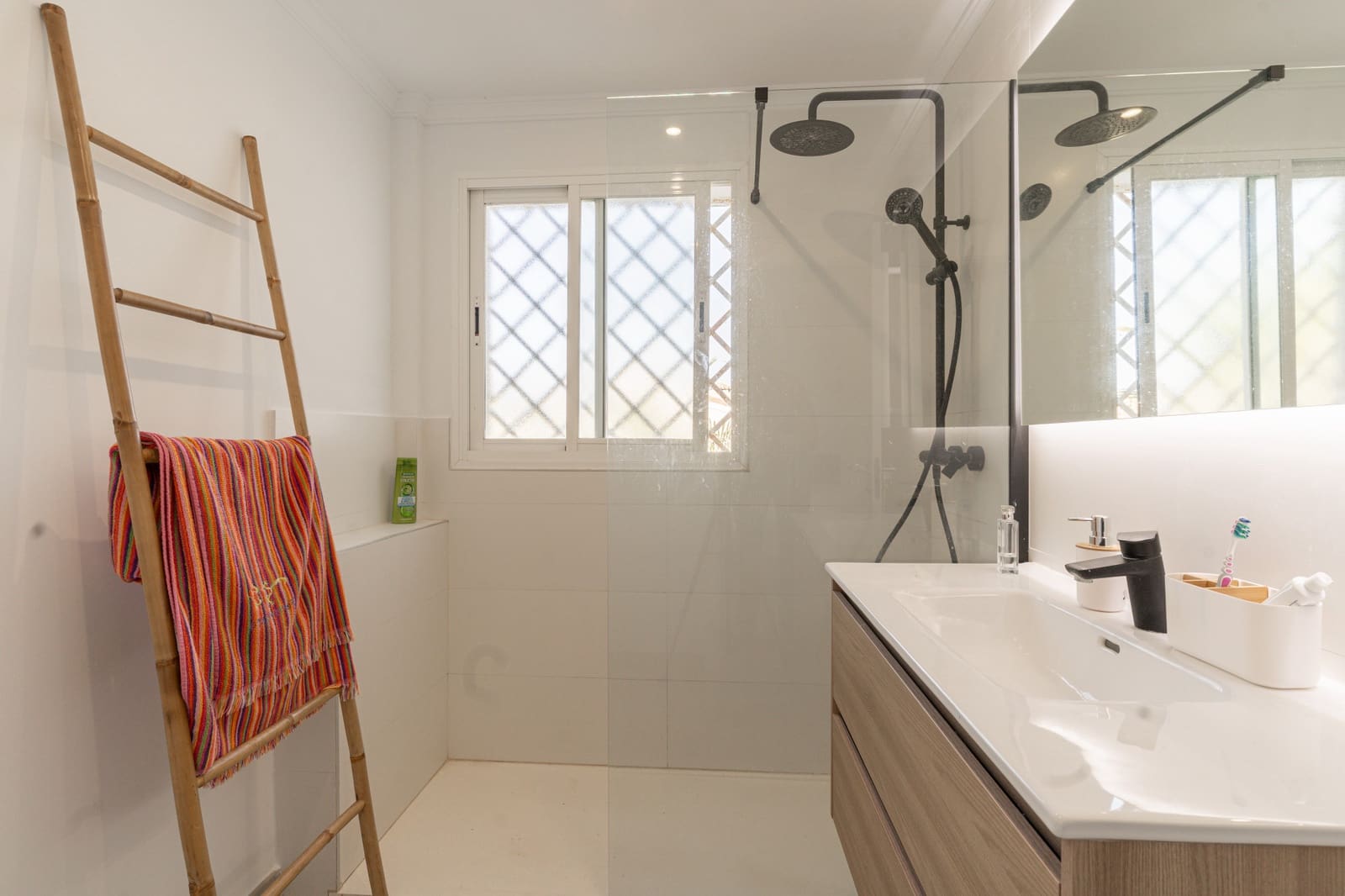 3 soverom Penthouse til salgs i Bel-Air med svømmebasseng garasje - € 375 000 (Ref: 8927020)