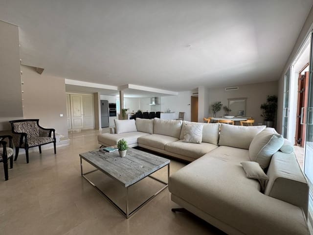 4 soverom Penthouse til salgs i Sotogrande, San Roque med svømmebasseng garasje - € 1 200 000 (Ref: 8973234)
