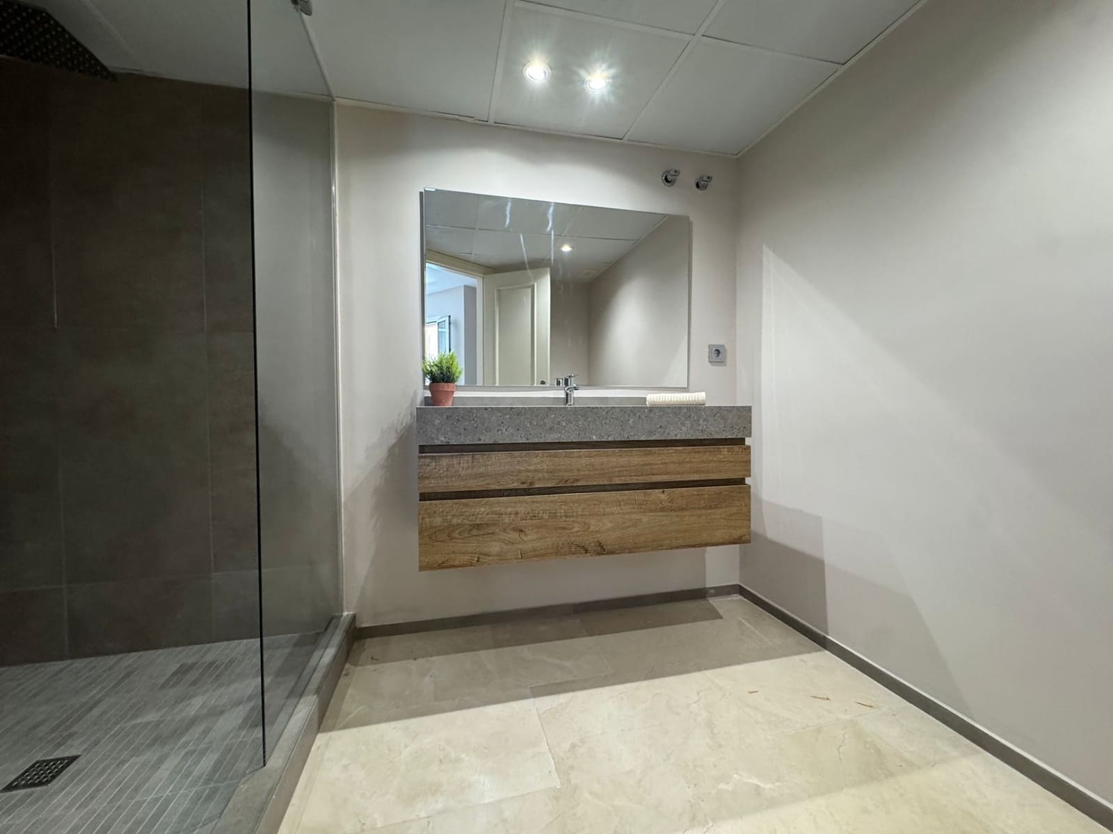 4 soveværelse Penthouse til salg i Sotogrande med swimmingpool garage - € 1.200.000 (Ref: 8973234)