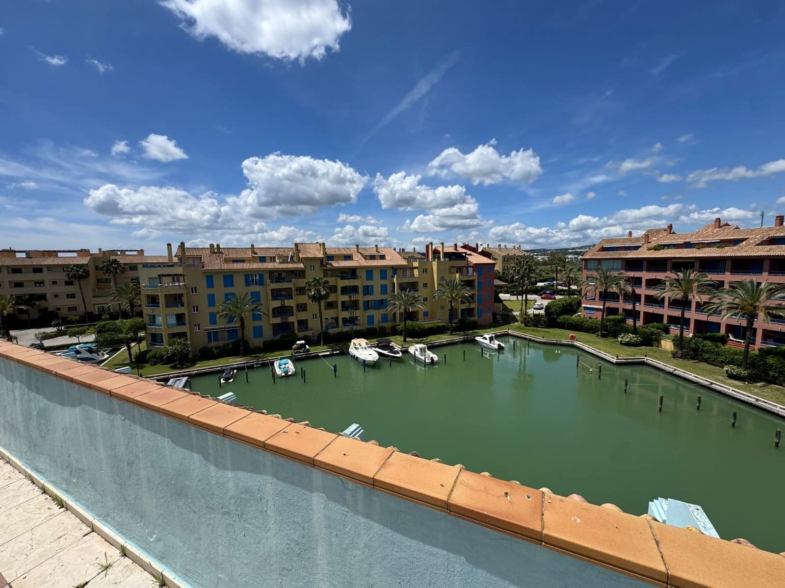 4 soveværelse Penthouse til salg i Sotogrande med swimmingpool garage - € 1.200.000 (Ref: 8973234)