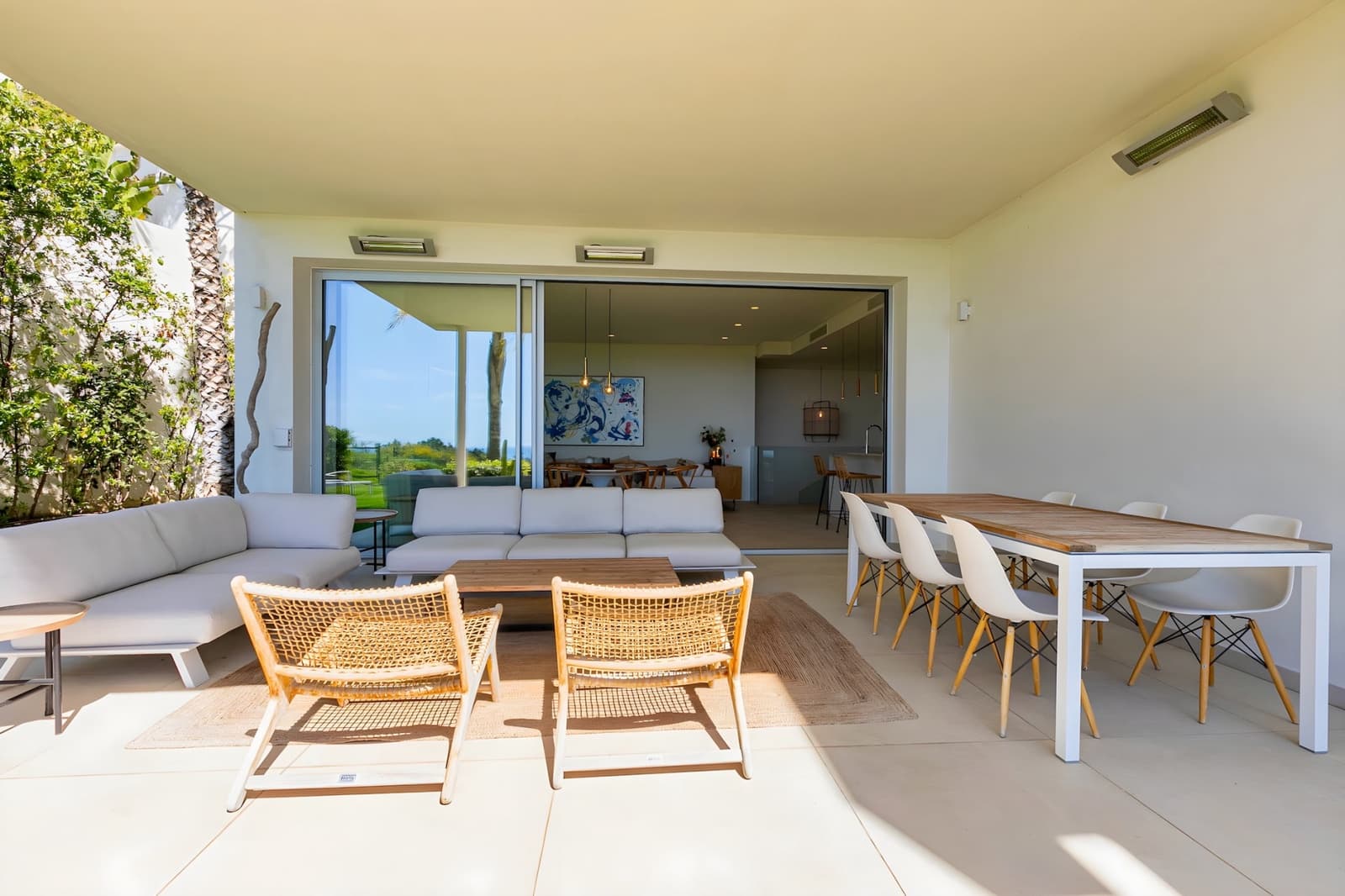 3 bedroom Apartment for sale in Benahavis with pool garage - € 885,000 (Ref: 8994176)