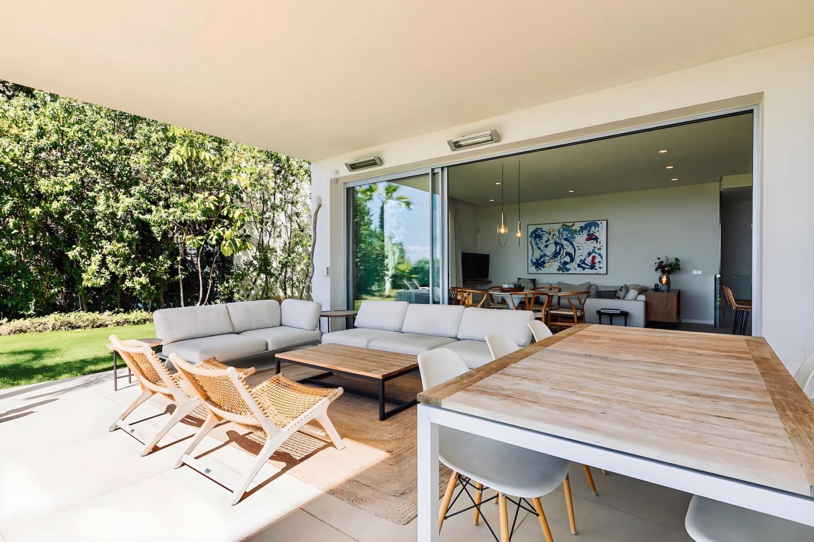 3 bedroom Apartment for sale in Benahavis with pool garage - € 885,000 (Ref: 8994176)