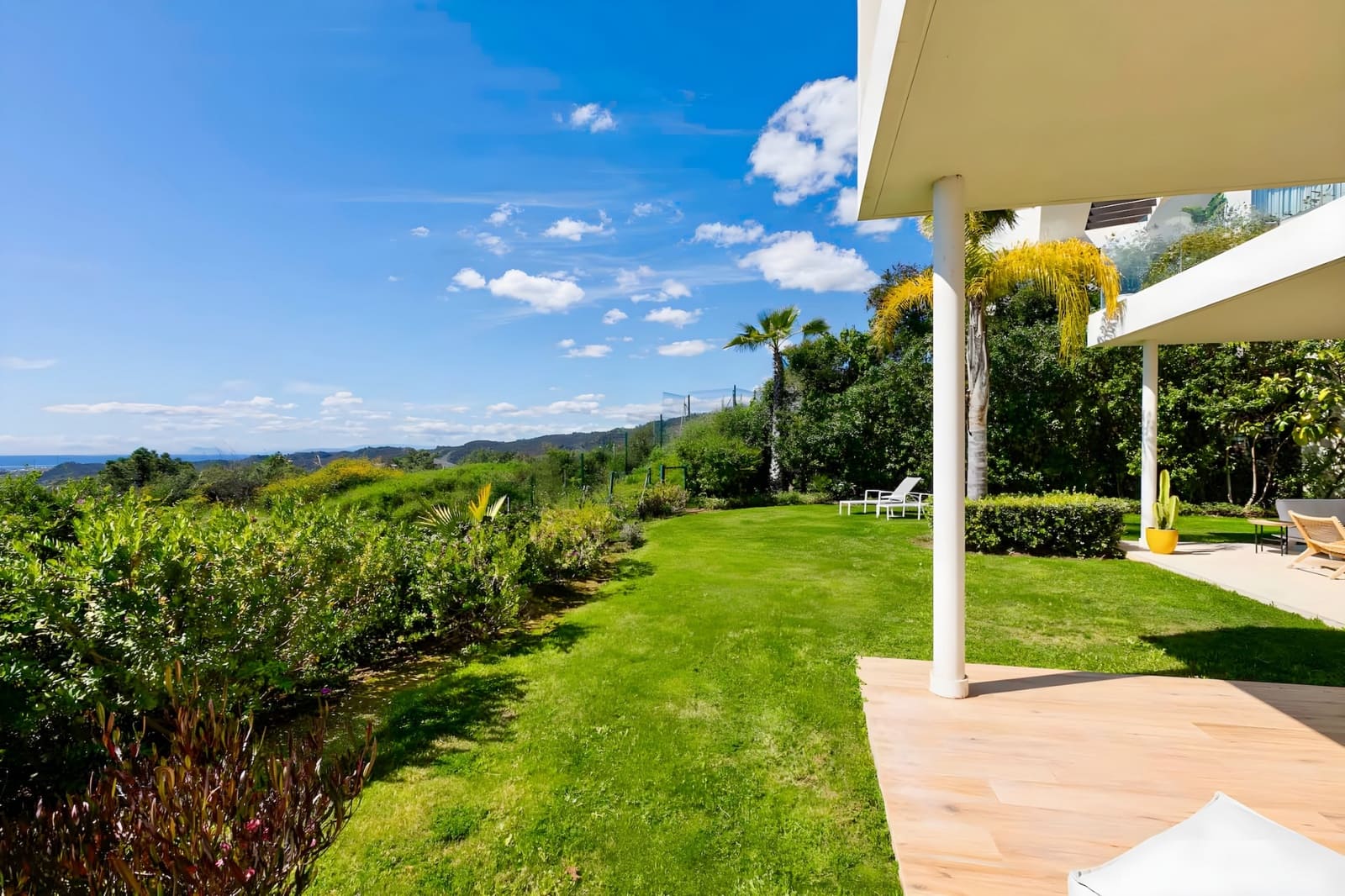 3 bedroom Apartment for sale in Benahavis with pool garage - € 885,000 (Ref: 8994176)