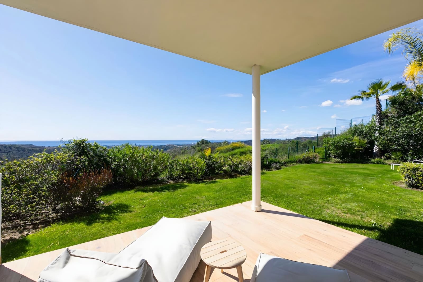 3 bedroom Apartment for sale in Benahavis with pool garage - € 885,000 (Ref: 8994176)