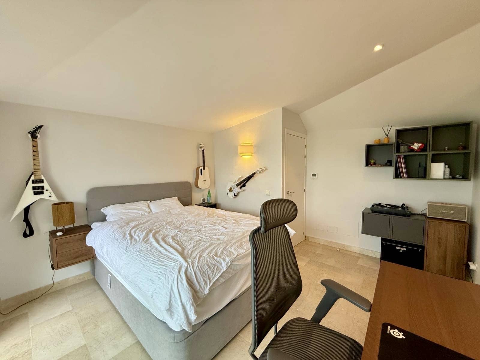 4 soveværelse Penthouse til salg i Sotogrande med swimmingpool garage - € 1.300.000 (Ref: 9015109)