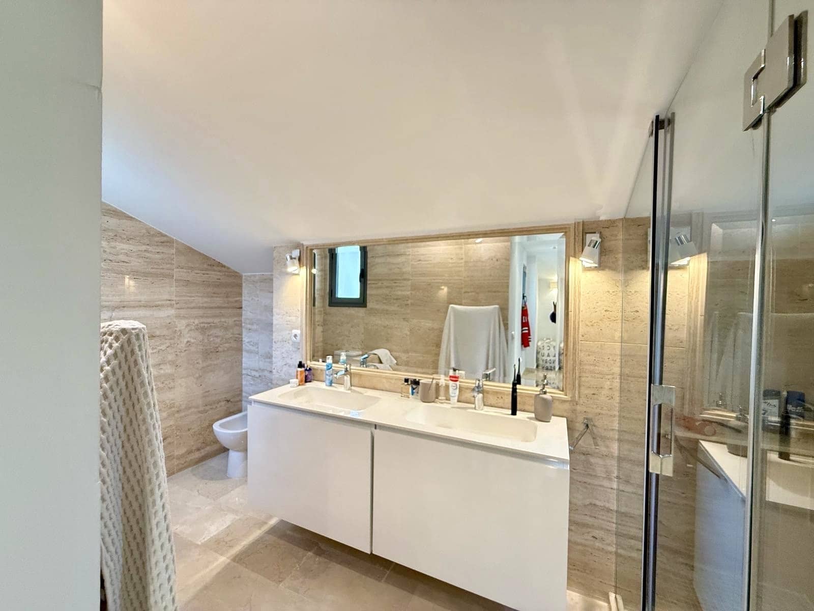 4 soveværelse Penthouse til salg i Sotogrande med swimmingpool garage - € 1.300.000 (Ref: 9015109)