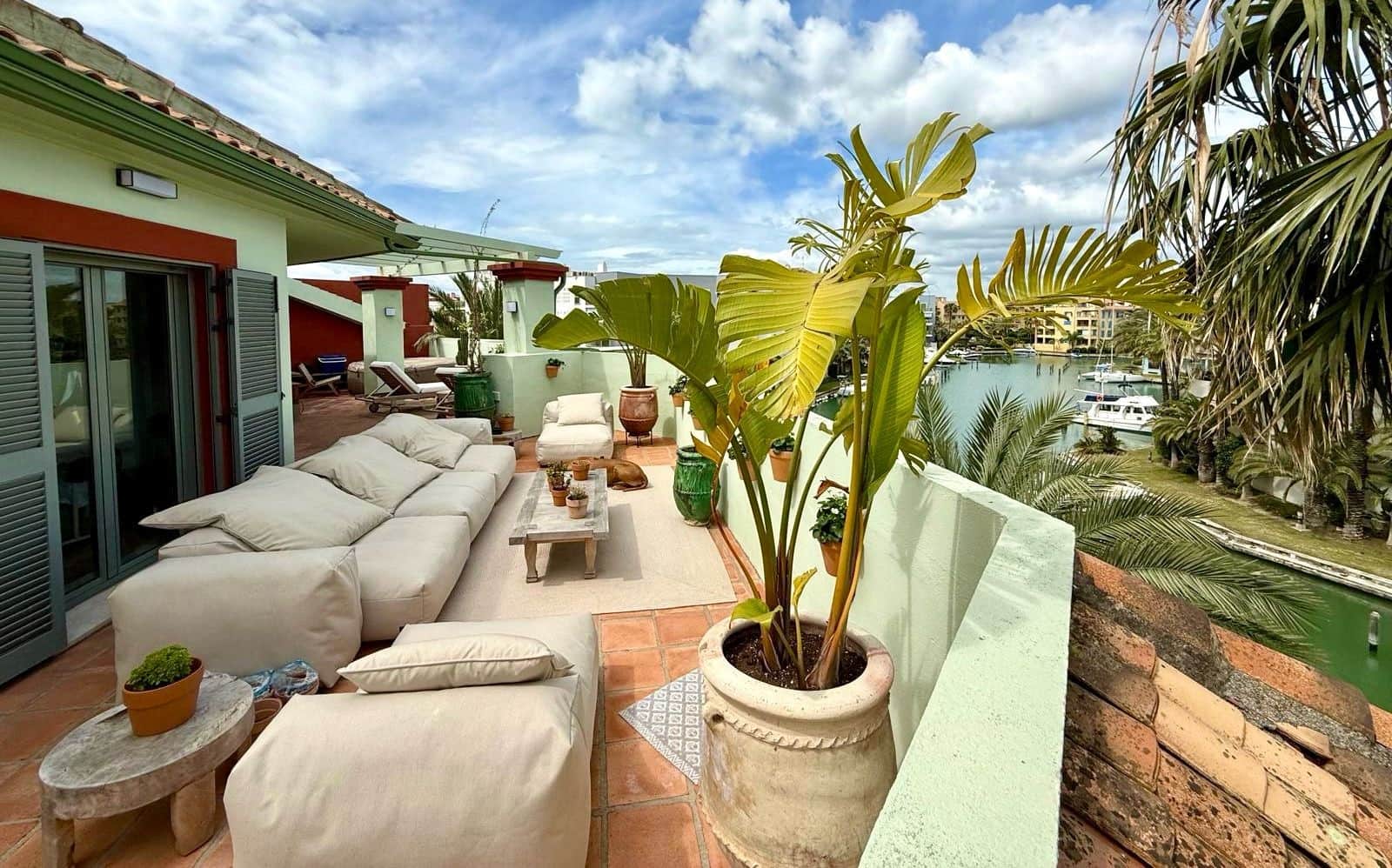 4 soveværelse Penthouse til salg i Sotogrande med swimmingpool garage - € 1.300.000 (Ref: 9015109)