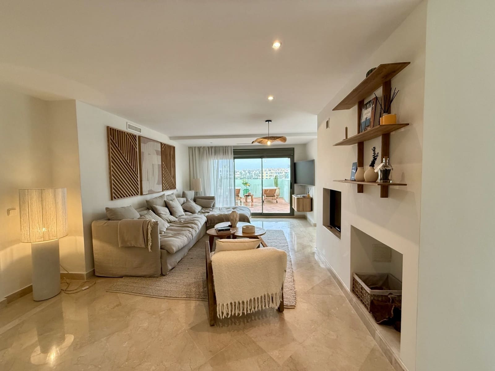 4 soveværelse Penthouse til salg i Sotogrande med swimmingpool garage - € 1.300.000 (Ref: 9015109)