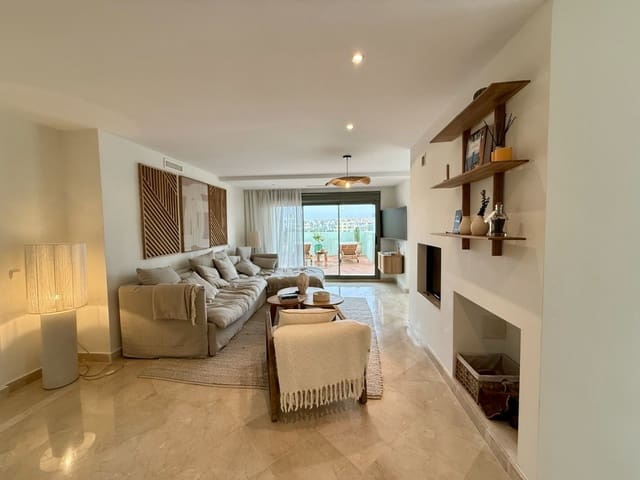 4 makuuhuone Kattohuoneisto myytävänä paikassa Sotogrande, San Roque mukana uima-altaan 
autotalli - 1 300 000 € (Ref: 9015109)