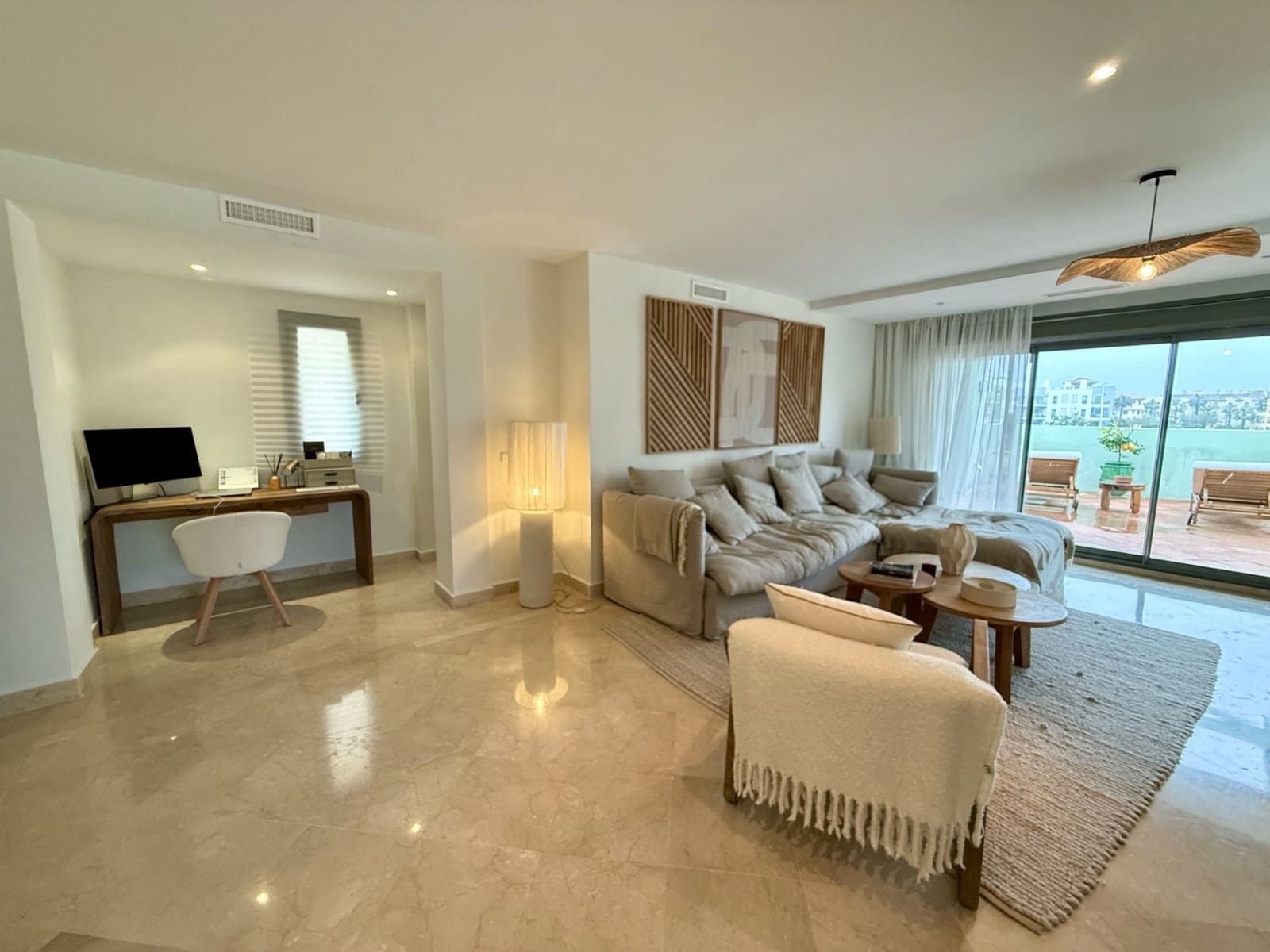 4 soveværelse Penthouse til salg i Sotogrande med swimmingpool garage - € 1.300.000 (Ref: 9015109)