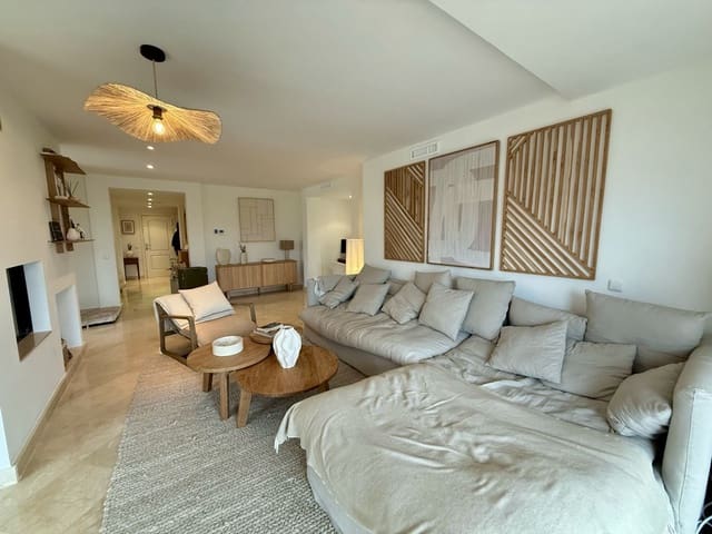 4 soverom Penthouse til salgs i Sotogrande, San Roque med svømmebasseng garasje - € 1 300 000 (Ref: 9015109)