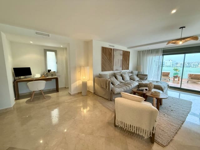 4 makuuhuone Kattohuoneisto myytävänä paikassa Sotogrande, San Roque mukana uima-altaan 
autotalli - 1 300 000 € (Ref: 9015109)