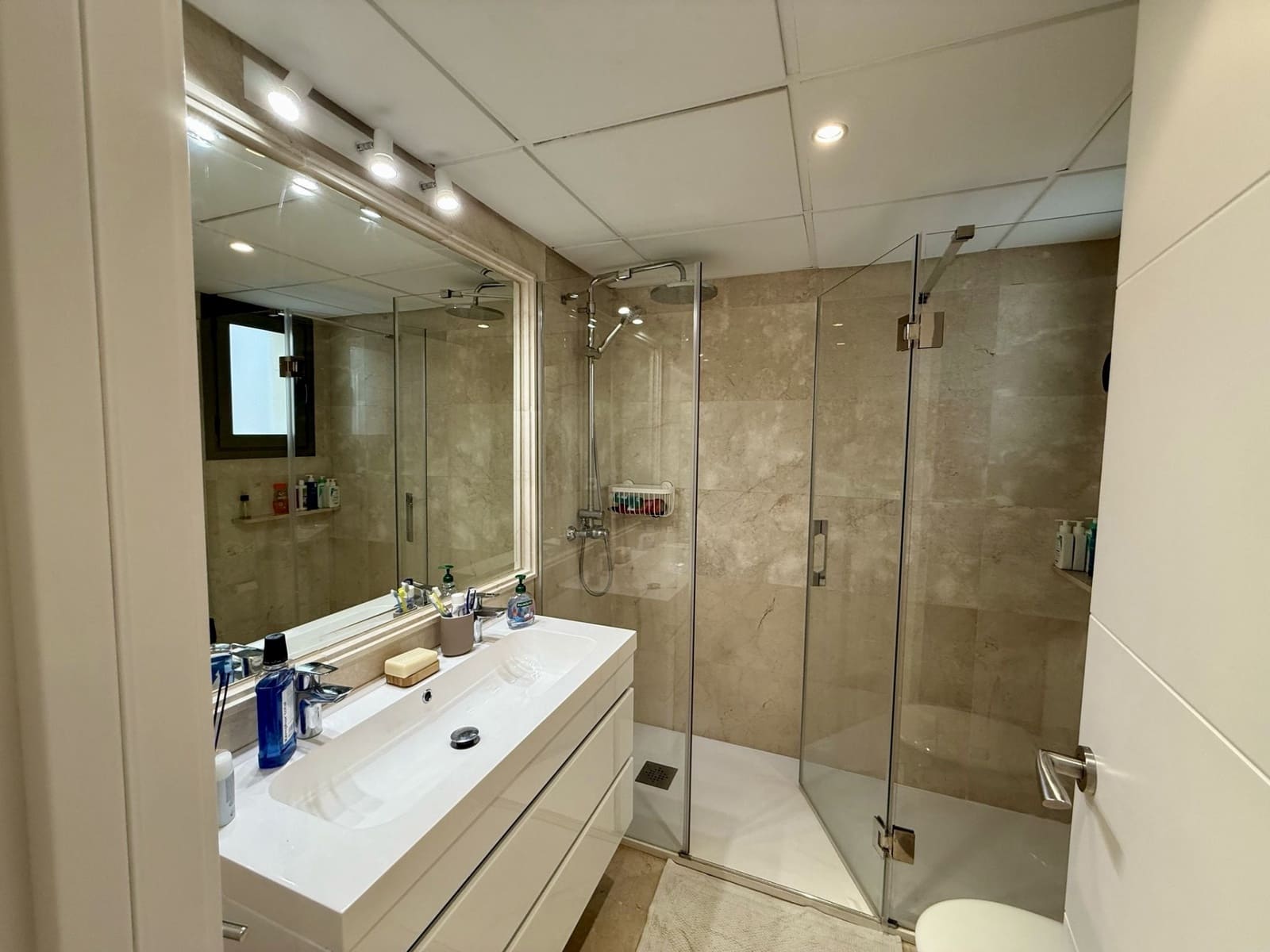 4 soveværelse Penthouse til salg i Sotogrande med swimmingpool garage - € 1.300.000 (Ref: 9015109)