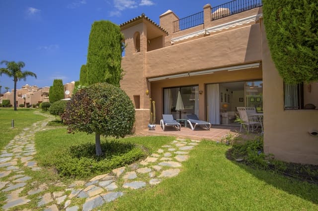 2 makuuhuone Huoneisto myytävänä paikassa Estepona mukana uima-altaan - 415 000 € (Ref: 9114507)