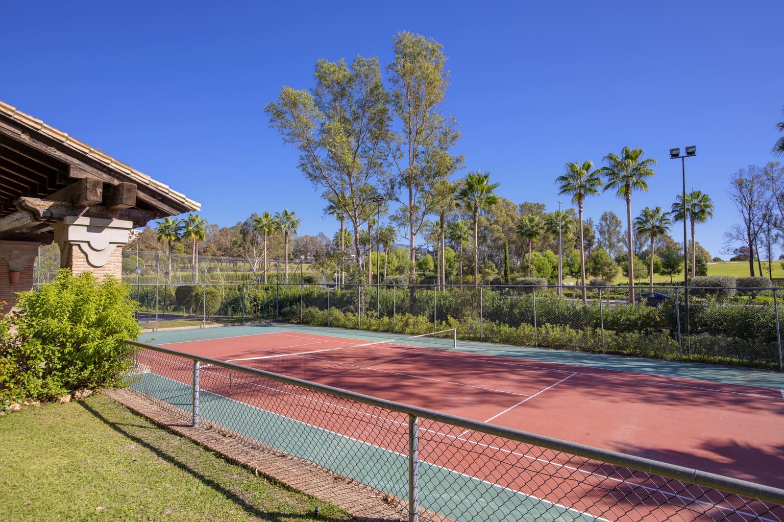 2 makuuhuone Huoneisto myytävänä paikassa Estepona mukana uima-altaan - 415 000 € (Ref: 9114507)