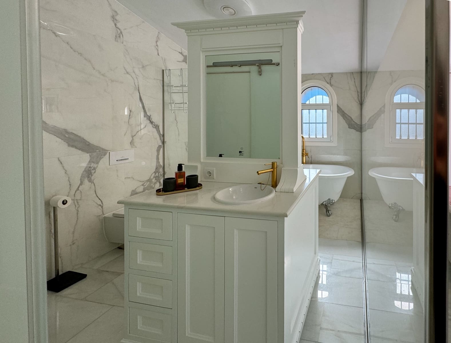 5 soveværelse Villa til salg i Sotogrande med swimmingpool garage - € 1.195.000 (Ref: 9125722)