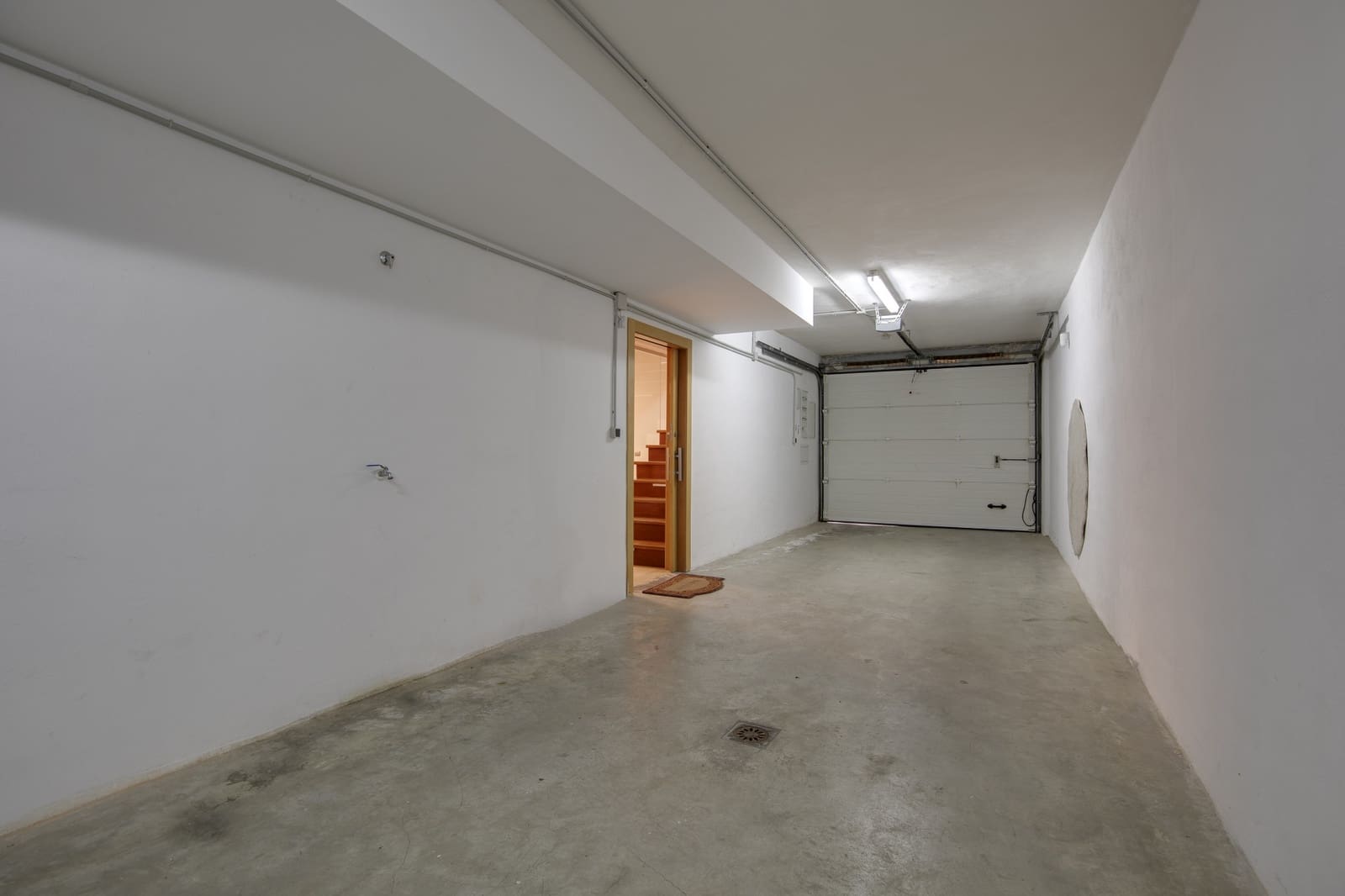 3 sypialnia Dom na sprzedaż w Benahavis z basenem garażem - 895 000 € (Ref: 9194196)