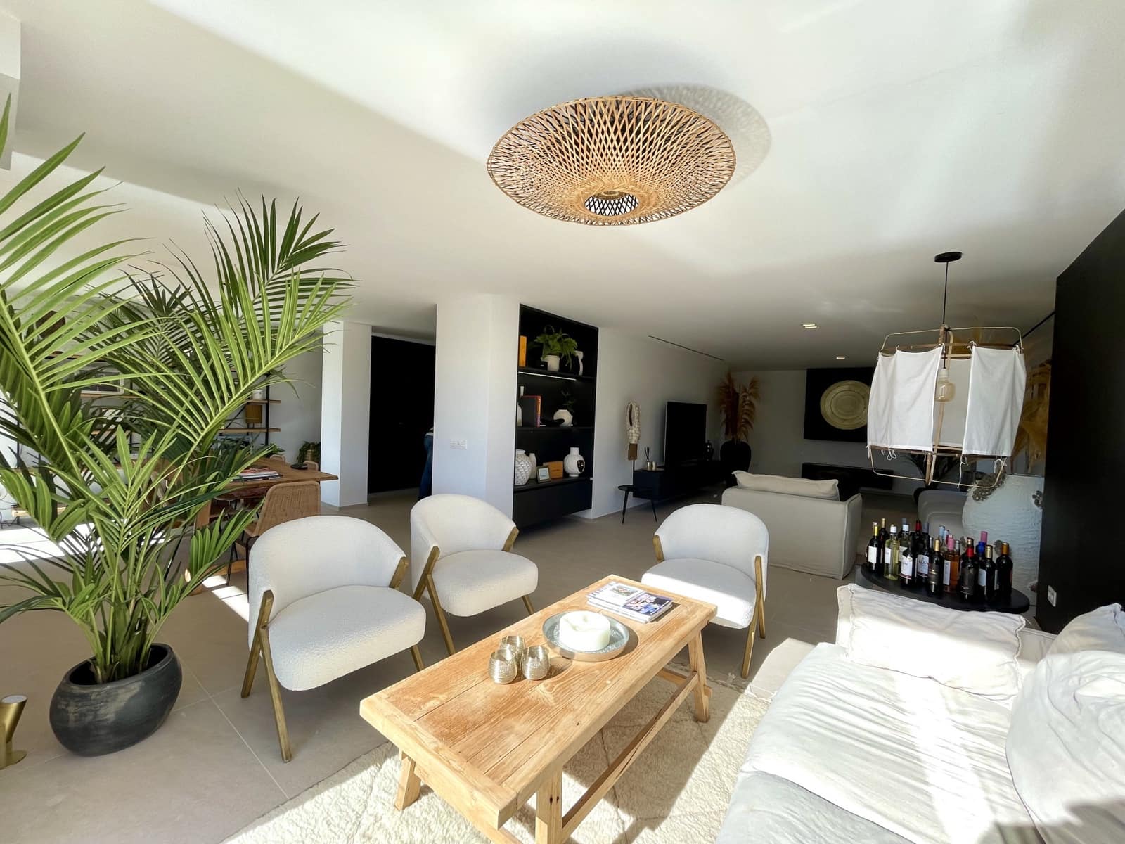 3 soverom Leilighet til salgs i Sotogrande med svømmebasseng garasje - € 1 200 000 (Ref: 9215620)