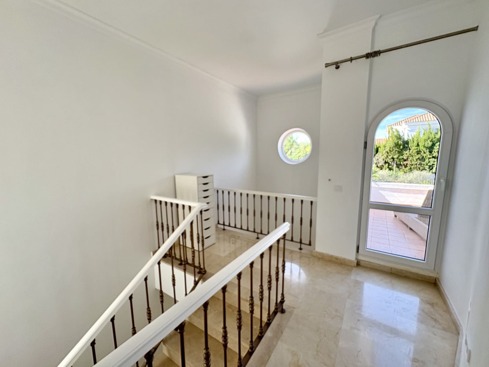 5 bedroom Villa for sale in Sotogrande with pool garage - € 1,795,000 (Ref: 9220365)