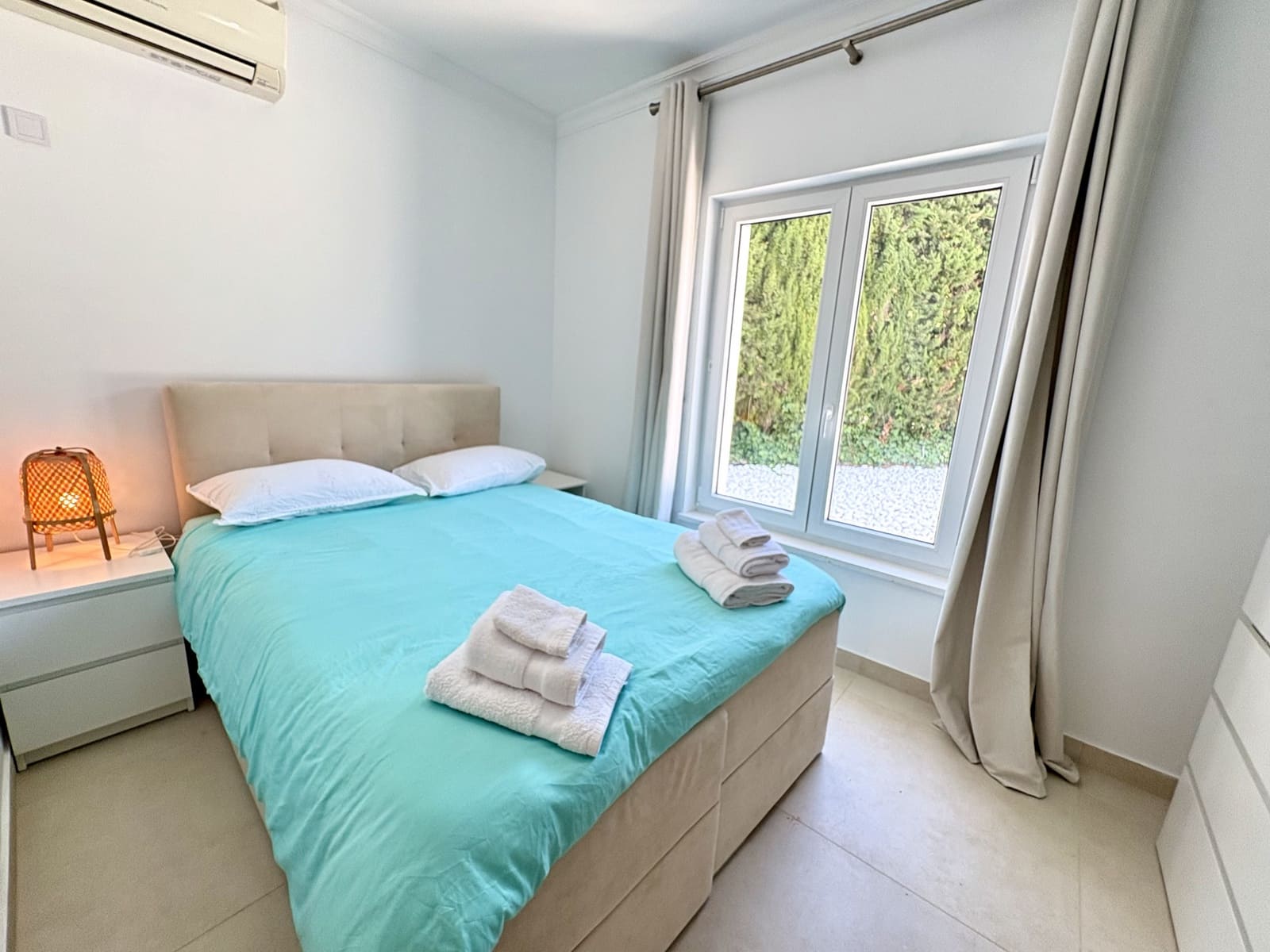 5 bedroom Villa for sale in Sotogrande with pool garage - € 1,795,000 (Ref: 9220365)