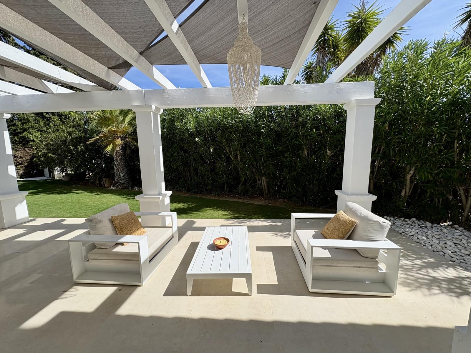 5 bedroom Villa for sale in Sotogrande with pool garage - € 1,795,000 (Ref: 9220365)