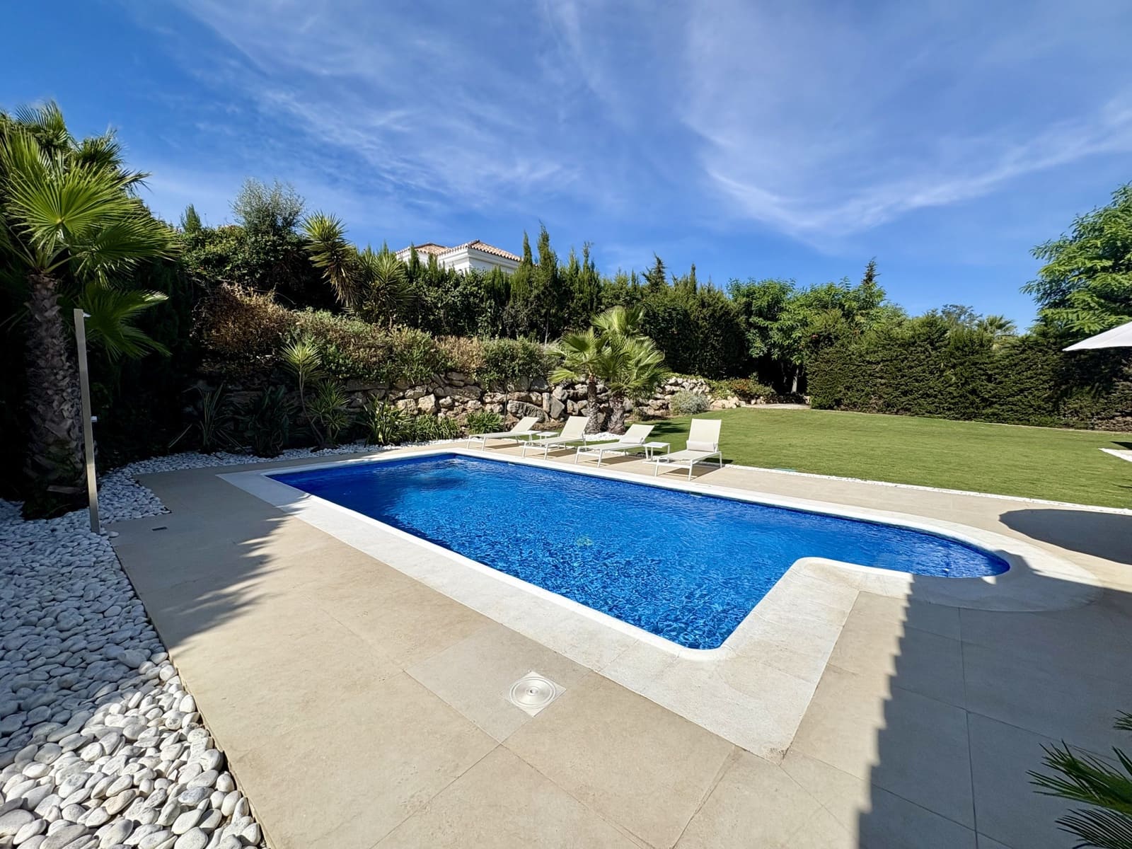 5 bedroom Villa for sale in Sotogrande with pool garage - € 1,795,000 (Ref: 9220365)