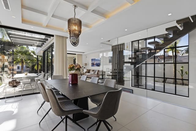 6 chambre Villa/Maison à vendre à San Pedro de Alcantara, Marbella avec piscine - 2 400 000 € (Ref: 9263023)