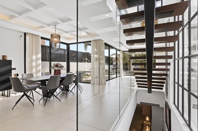 6 chambre Villa/Maison à vendre à San Pedro de Alcantara, Marbella avec piscine - 2 400 000 € (Ref: 9263023)