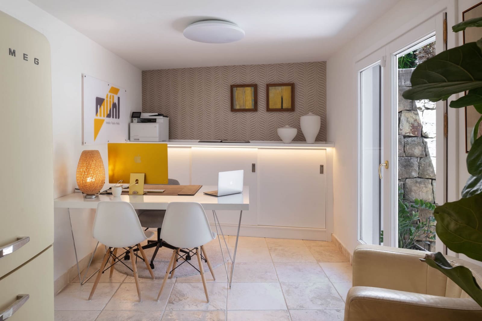 3 bedroom Villa for sale in Benahavis with pool garage - € 2,250,000 (Ref: 9263024)