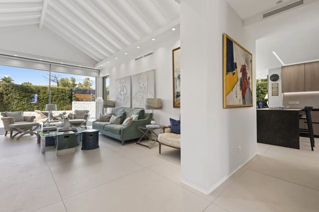 5 slaapkamer Villa te koop in Guadalmina Alta, Marbella met zwembad - € 1.950.000 (Ref: 9285687)