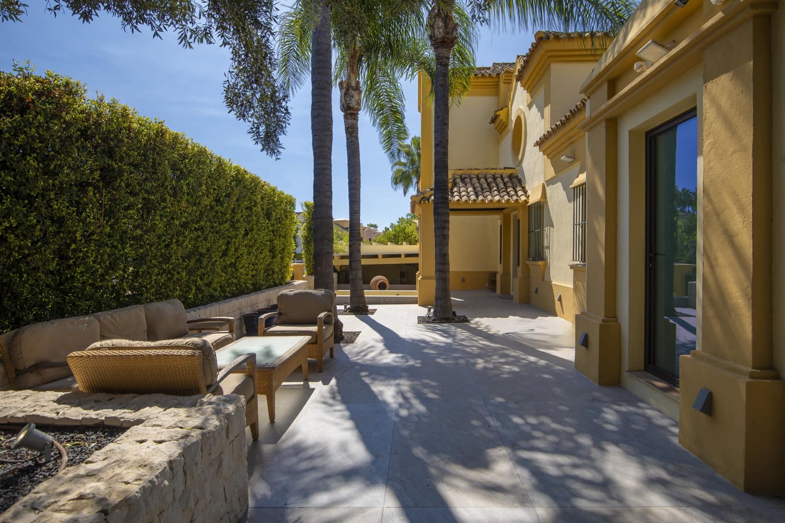 5 slaapkamer Villa te koop in Guadalmina met zwembad - € 1.950.000 (Ref: 9285687)