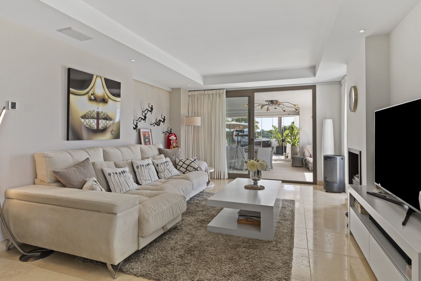 2 slaapkamer Appartement te koop in Casares met zwembad garage - € 645.000 (Ref: 9303824)