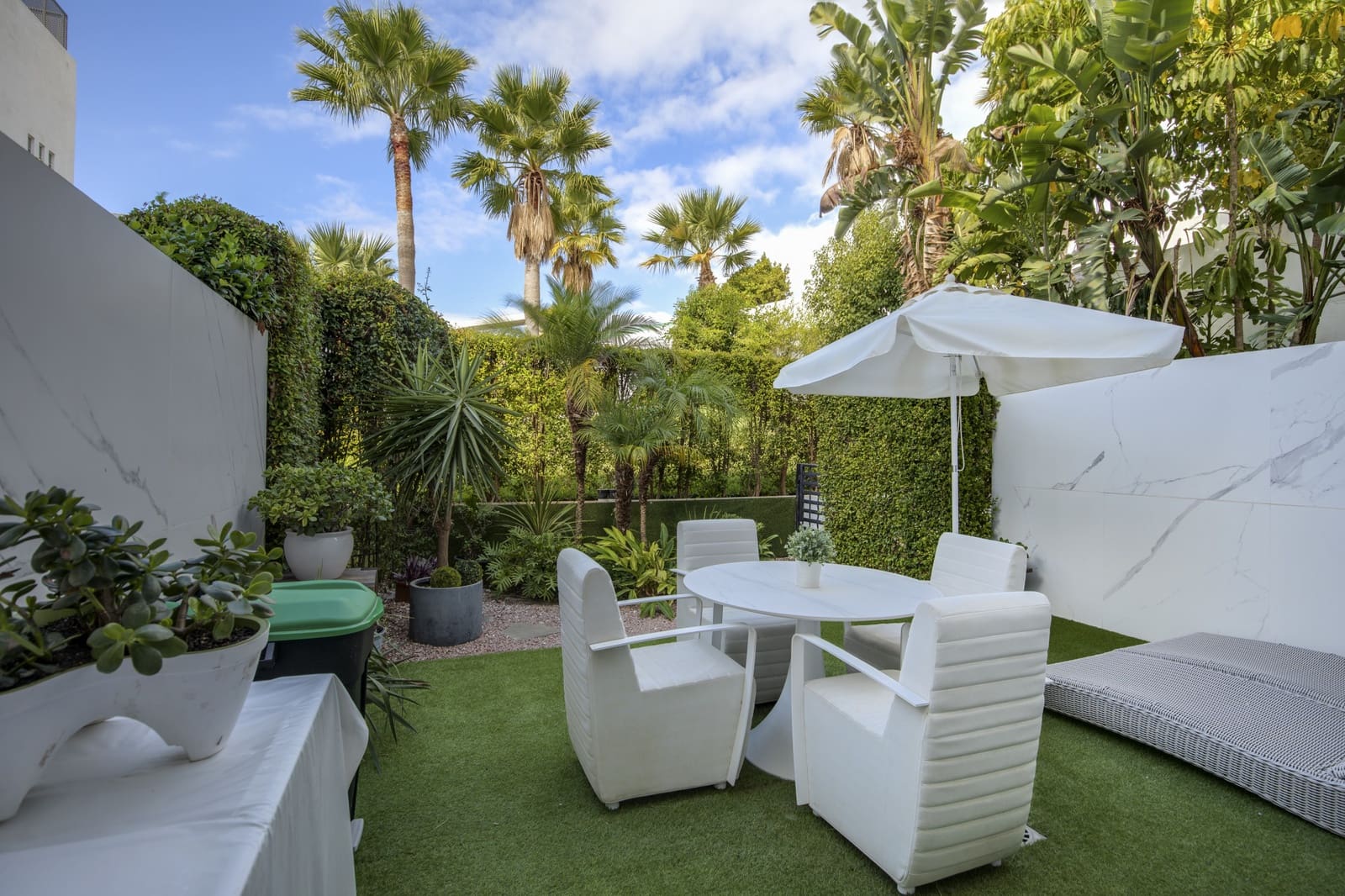 2 slaapkamer Appartement te koop in Casares met zwembad garage - € 645.000 (Ref: 9303824)