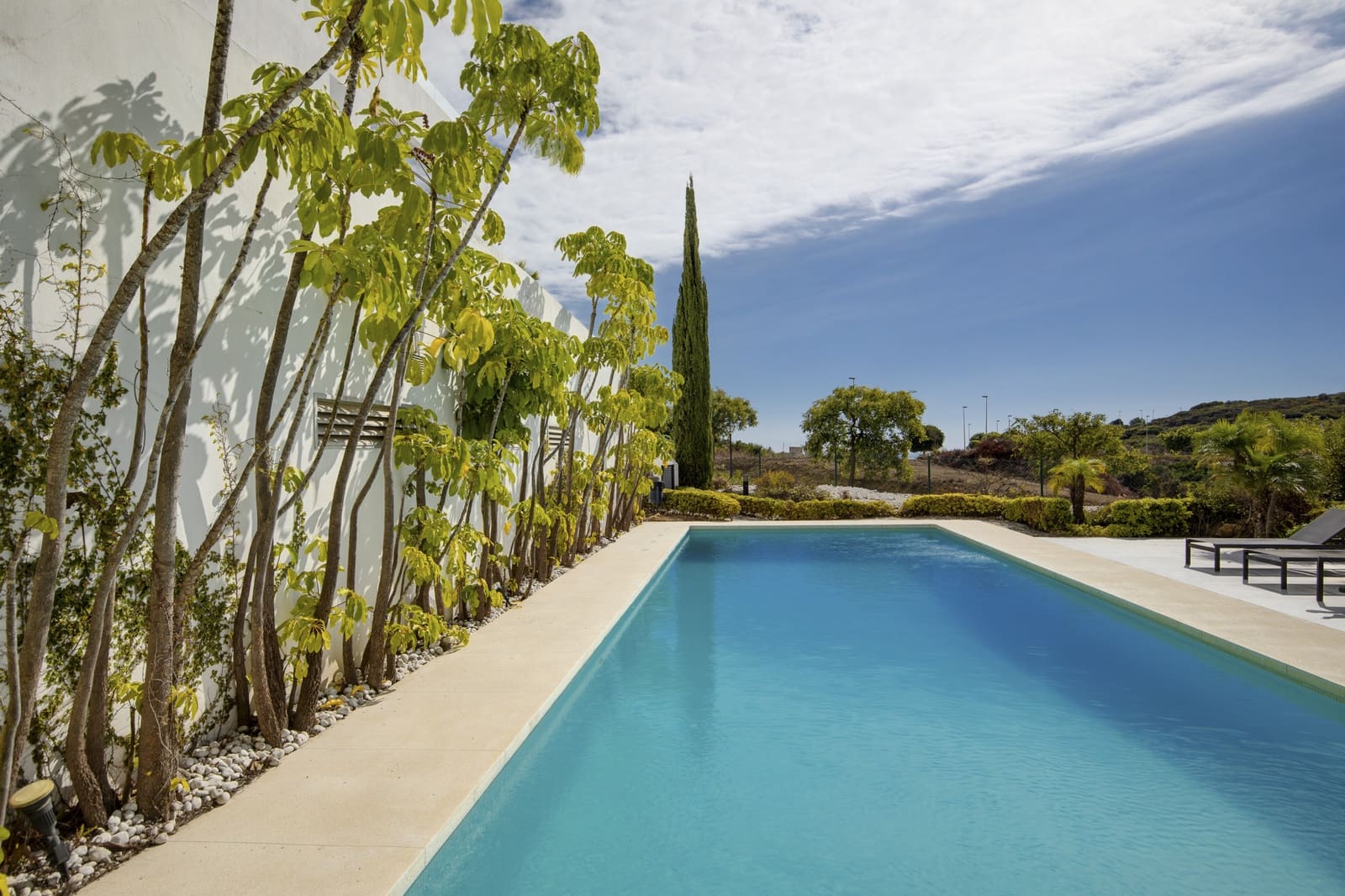 2 slaapkamer Appartement te koop in Casares met zwembad garage - € 645.000 (Ref: 9303824)