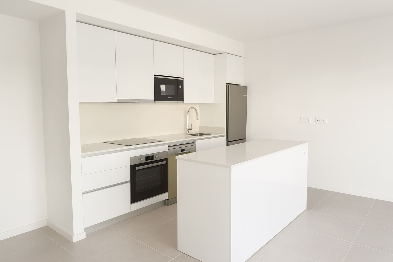 2 chambre Appartement à vendre à Estepona avec piscine garage - 425 000 € (Ref: 9440143)