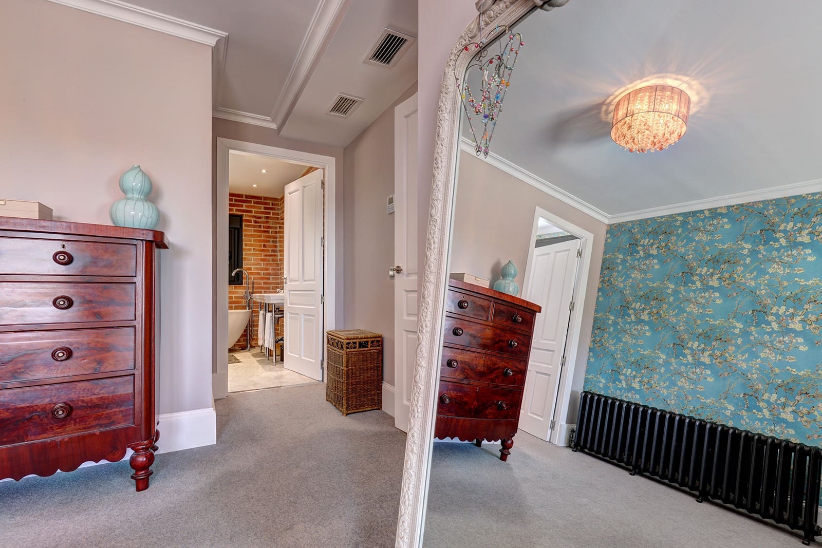 4 bedroom Villa for sale in Casares with pool - € 2,250,000 (Ref: 9504570)