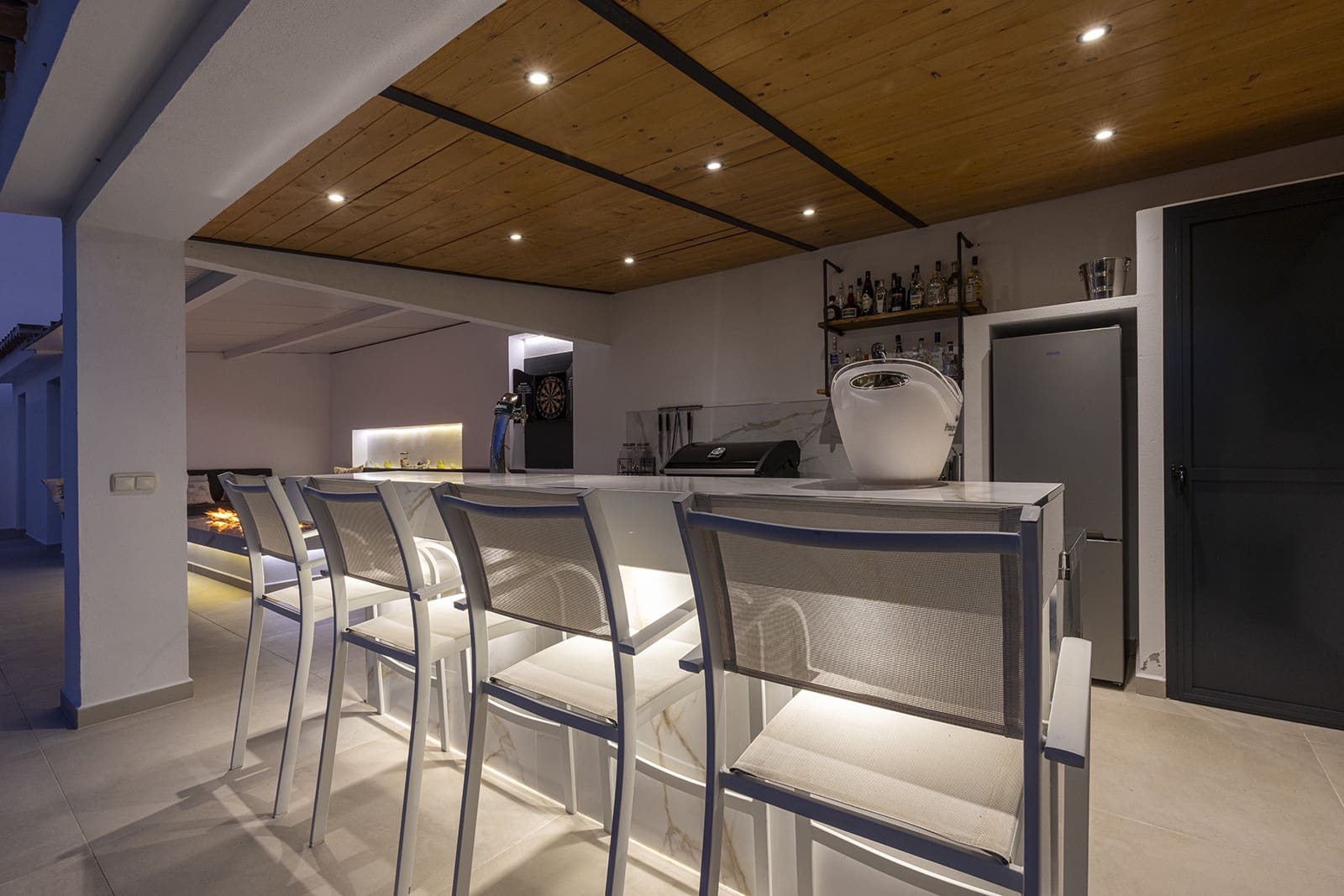 4 quarto Moradia para venda em Casares com piscina - 1 999 000 € (Ref: 9504570)